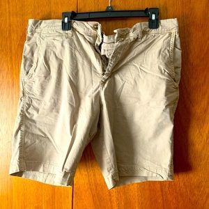 American Eagle- extreme flex shorts 36 waist